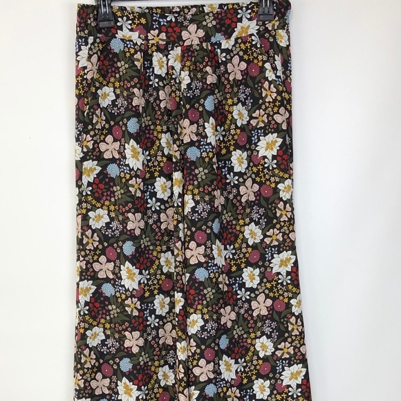 Floral pants - Picture 1 of 3